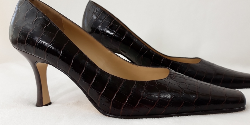 Karen Scott Croc Embossed Leather Heels "Dreamer"